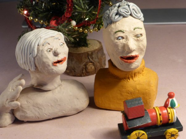 plasticine heads and christmas decor